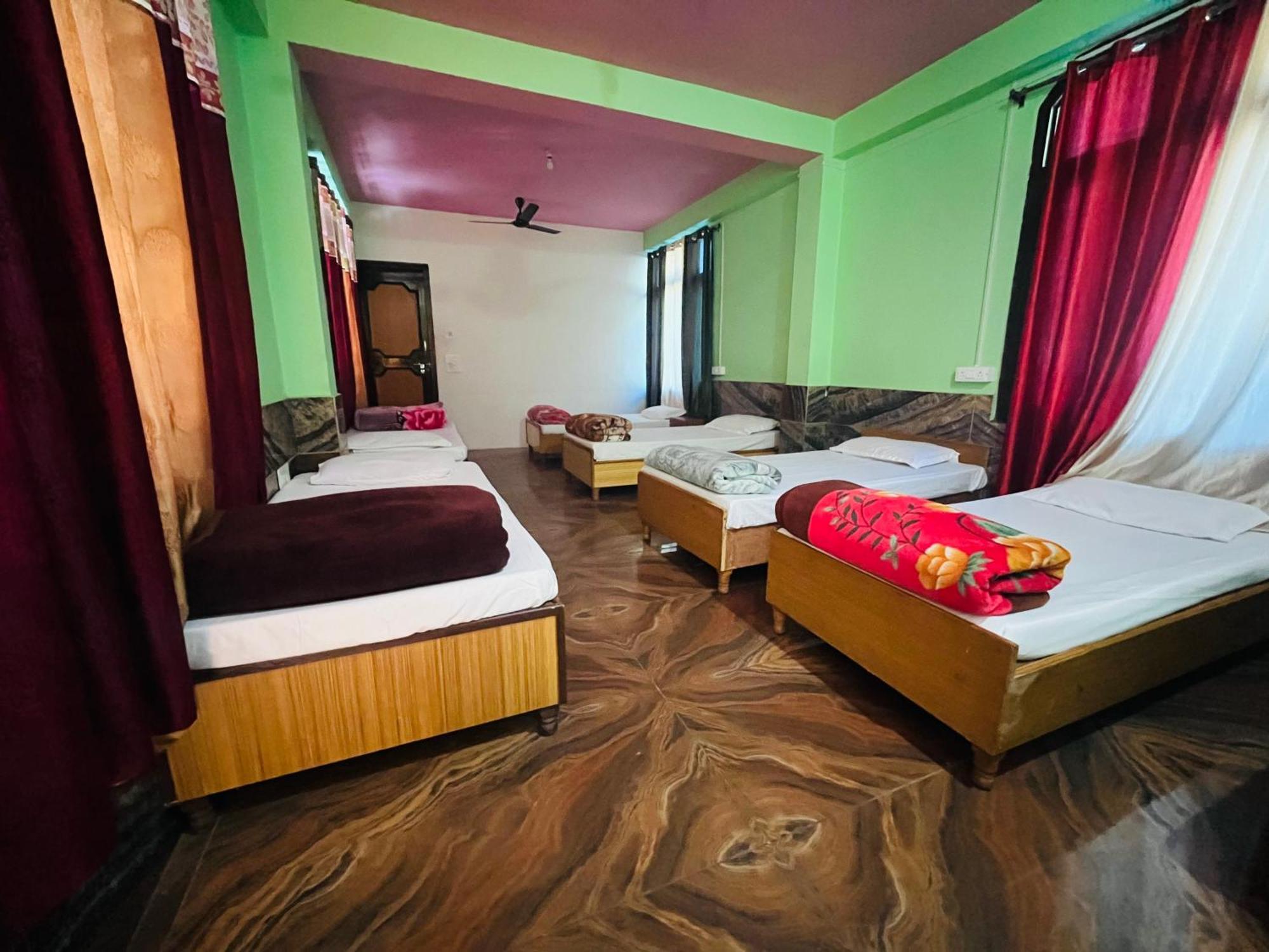 Russian Unit Kasol By Valley Exterior foto